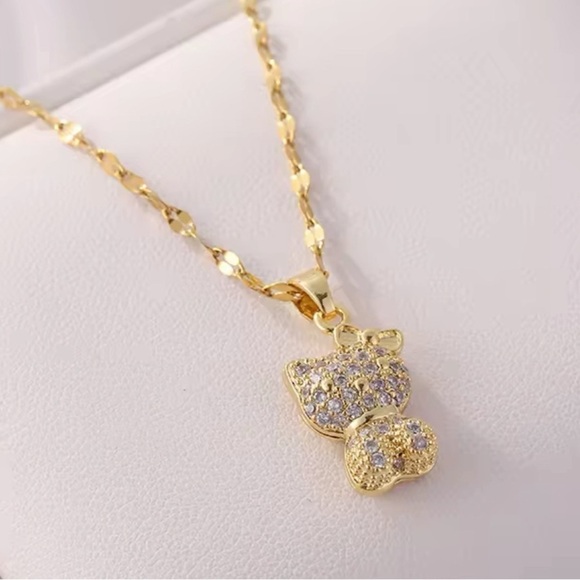 18K Gold 3D Hello Kitty Pave Diamond Inlay Pendant Necklace Sanrio Kawaii Anime - Picture 4 of 9